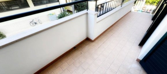 Apartamento de 6 divisões em Fondi, Italy N.º 3028 16