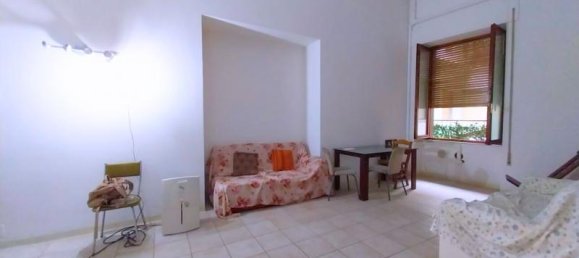 3 rooms Apartment in Camaiore, Italy No. 237717 4