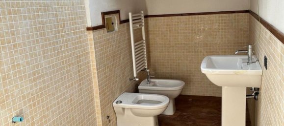 Casa de 4 dormitorios en Albano Laziale, Italy No. 321620 4