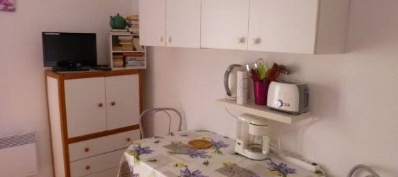 1 bedroom Apartment in Lamalou-les-Bains, France No. 190341 2