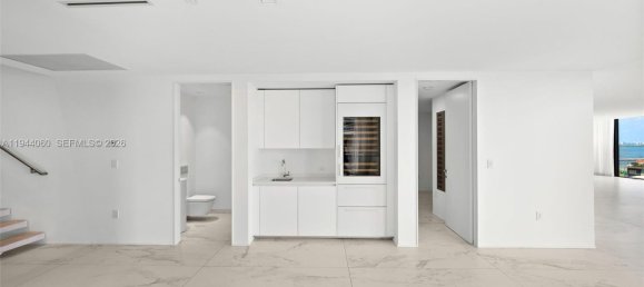 6 dormitorios propiedad comercial en venta en Miami, Miami-Dade, Florida, USA № 614995 10