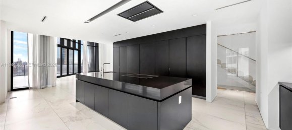 6 dormitorios propiedad comercial en venta en Miami, Miami-Dade, Florida, USA № 614995 4