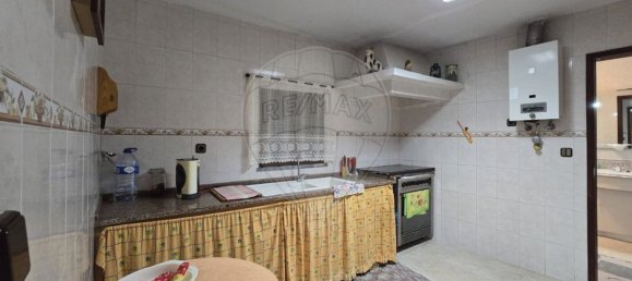 Дом с 4 спальнями в Aguas Belas, Португалия № 26419 39