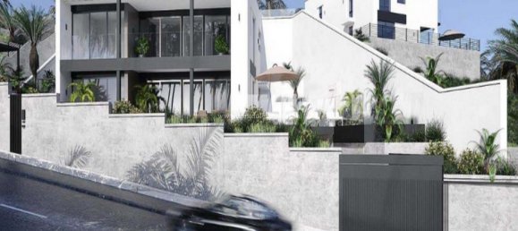 5 bedrooms Villa in San Eugenio, Spain No. 3671 4