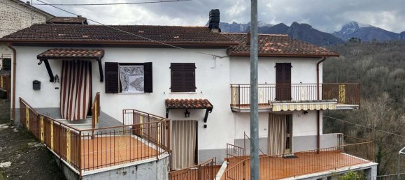 8-Zimmer Stadthaus in Fivizzano, Italy, Nr. 128563 13