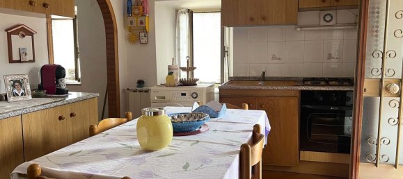 8-Zimmer Stadthaus in Fivizzano, Italy, Nr. 128563 4