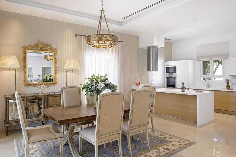 4 bedrooms Villa in Limassol, Cyprus No. 10723