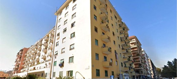 Квартира с 5 комнатами в Рим, Италия № 190553 2