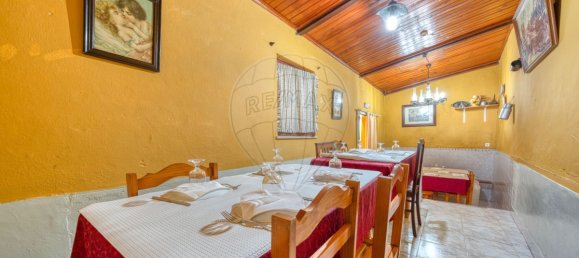 135m² Commercial property in Cartaxo, Portugal No. 76096 8