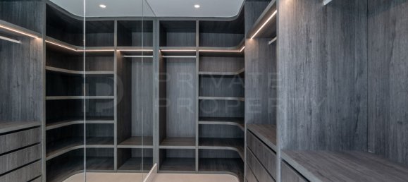 5 bedrooms Villa in Marbella, Spain No. 35613 17