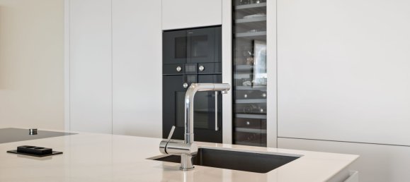 Apartamento de 7 dormitorios en Marbella, Spain No. 36018 15