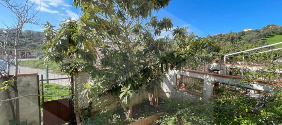 7-salle Villa à Pescara, Italy No. 23081 10