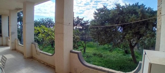 Вилла с 8 комнатами в Шикли, Италия № 15262 19