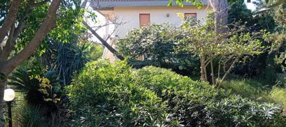 Вилла с 8 комнатами в Шикли, Италия № 15262 13