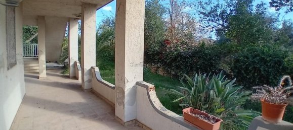 Вилла с 8 комнатами в Шикли, Италия № 15262 20