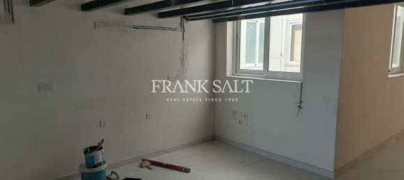 2 غرف نوم بانتهاوس في Birkirkara, Malta رقم 2157 4