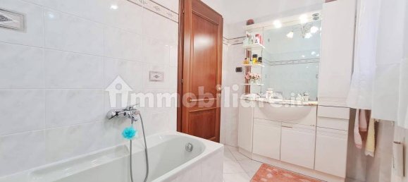 3 Schlafzimmer Villa in Capannori, Italy, Nr. 294429 40