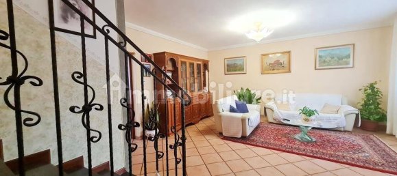 3 Schlafzimmer Villa in Capannori, Italy, Nr. 294429 4