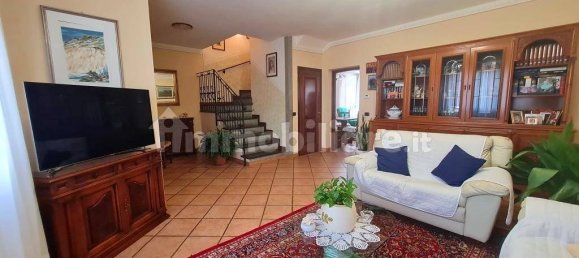 3 Schlafzimmer Villa in Capannori, Italy, Nr. 294429 5
