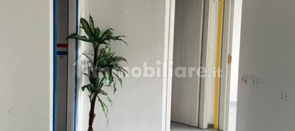 3 rooms Commercial property in Venaria Reale, Italy No. 274586 4