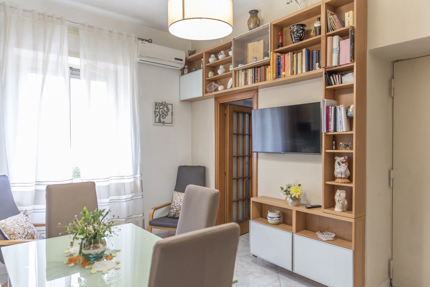 2 rooms Apartment in Naples, Italy No. 293920