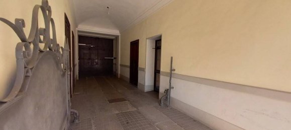 2 bedrooms Apartment in Turin, Italy No. 326799 22