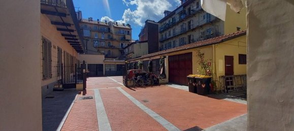 2 bedrooms Apartment in Turin, Italy No. 326799 21