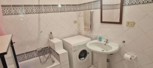 Apartamento de 3 dormitorios en Vicovaro, Italy No. 68980 10