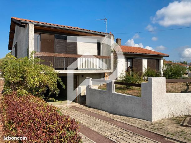 4 bedrooms House in Vayres, France No. 278083