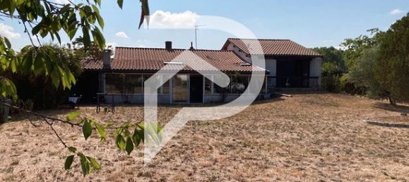 4 bedrooms House in Vayres, France No. 278083 2