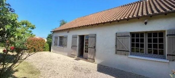 2 bedrooms House in Creysse, France No. 340160 15