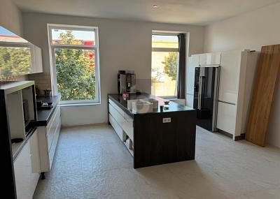 25غرفة بناية في Duisburg, Germany رقم 338988