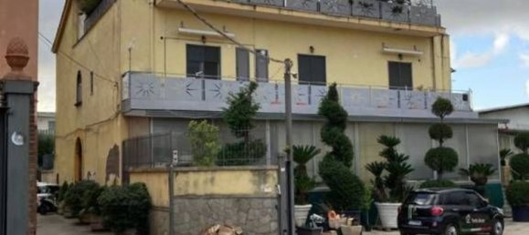 Apartamento de 3 habitaciónes en Gragnano, Italy No. 12557 9