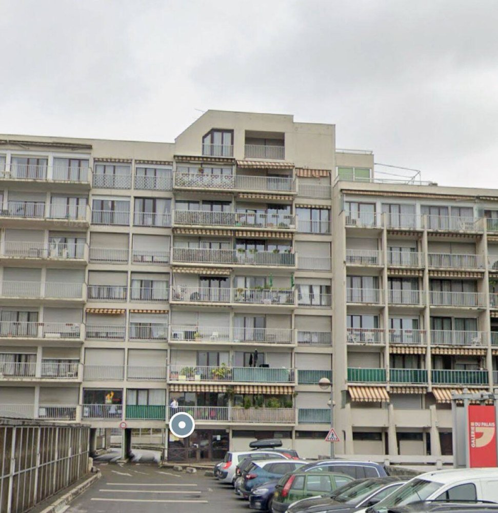 3 Schlafzimmer Wohnung in Creteil, France, Nr. 331835