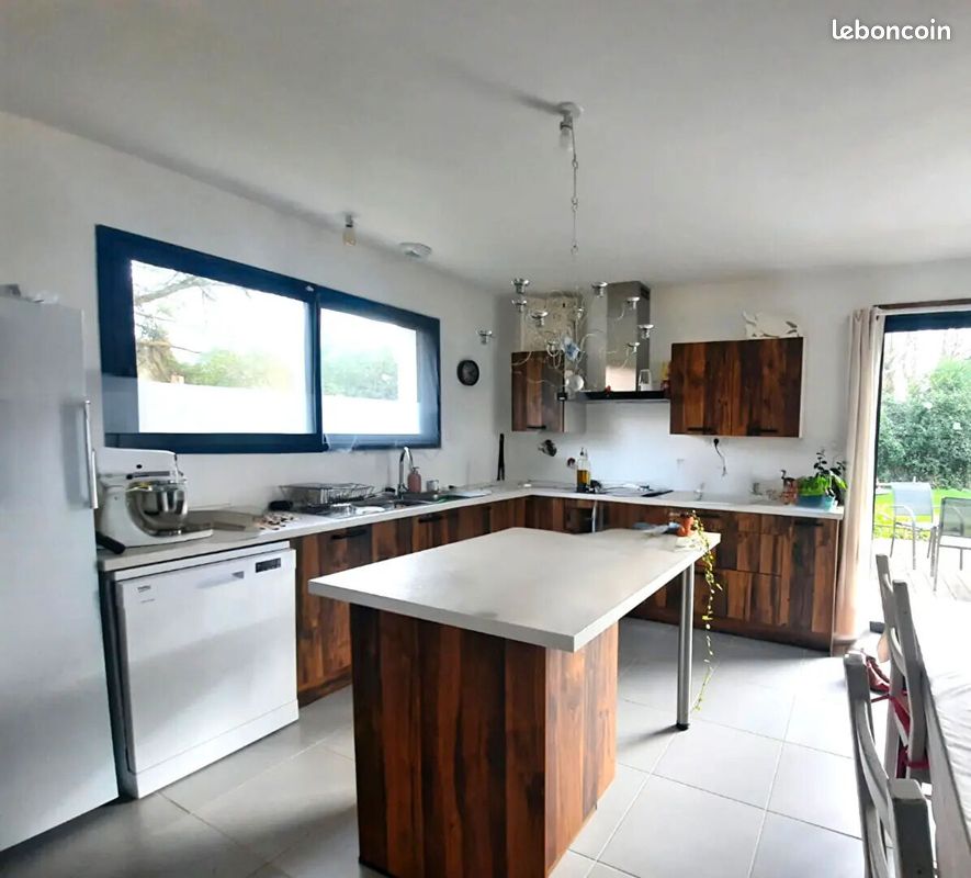 3 bedrooms House in Saint-Brevin-les-Pins, France No. 103103