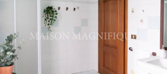 6-Zimmer Villa in Ferrara, Italy, Nr. 15522 15