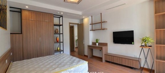 3 bedrooms Apartment in Tay Ho, Vietnam No. 1021 4