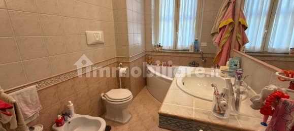 3 bedrooms Apartment in Naples, Italy No. 106407 17