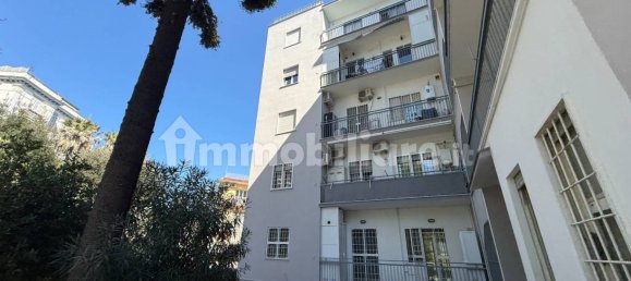 3 bedrooms Apartment in Naples, Italy No. 106407 29