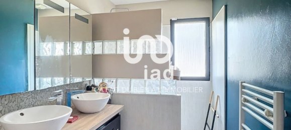 4 bedrooms House in Thilouze, France No. 248907 15