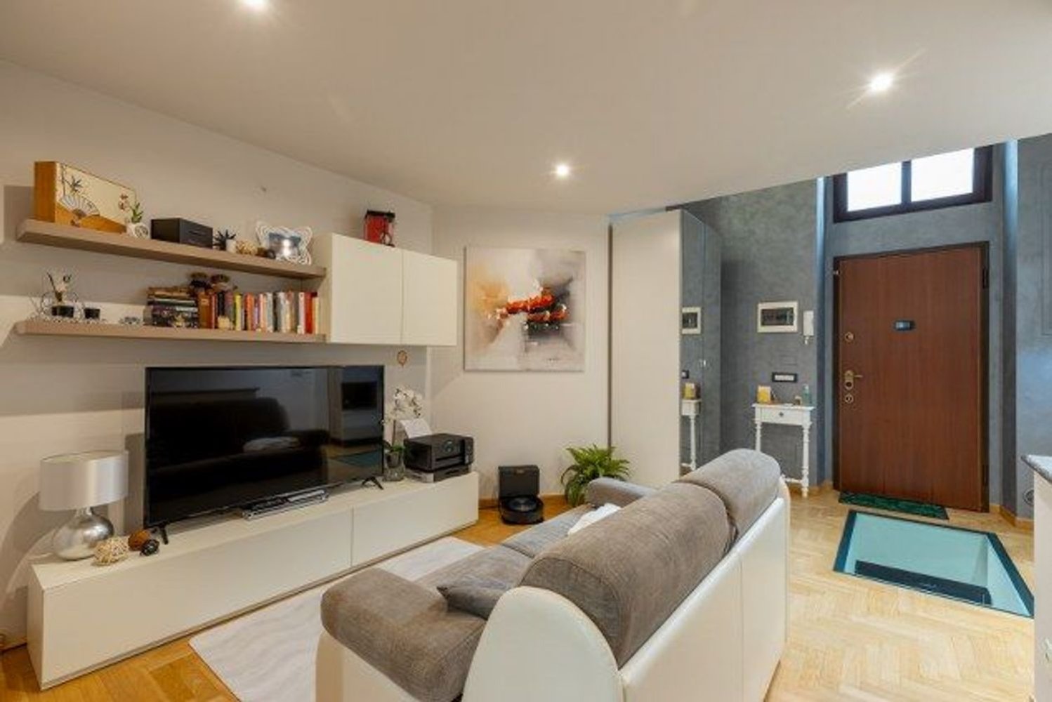 3 rooms Duplex in Milan, Italy No. 248346