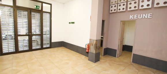 140m² Commercial property in Las Palmas De Gran Canaria, Spain No. 149209 11