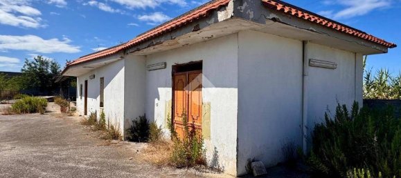 Casa de 2 dormitorios en Mondragone, Italy No. 295017 4