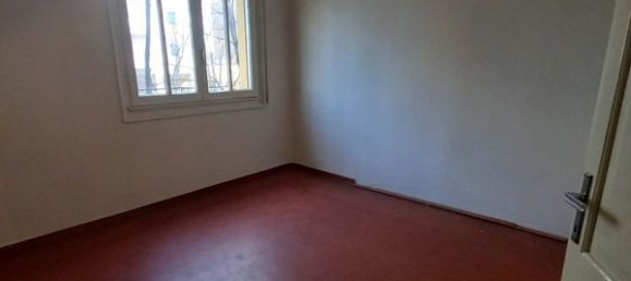 6 rooms Apartment in Modena, Italy No. 215938 4