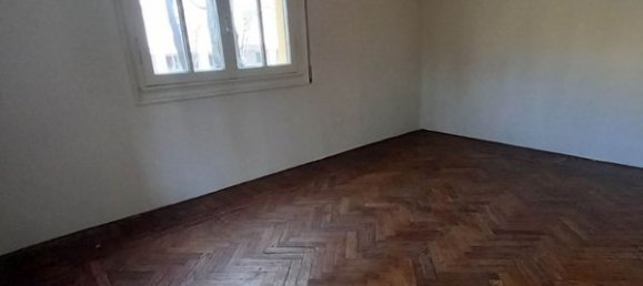 6 rooms Apartment in Modena, Italy No. 215938 15