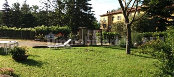 3 bedrooms House in Pelago, Italy No. 251880 3