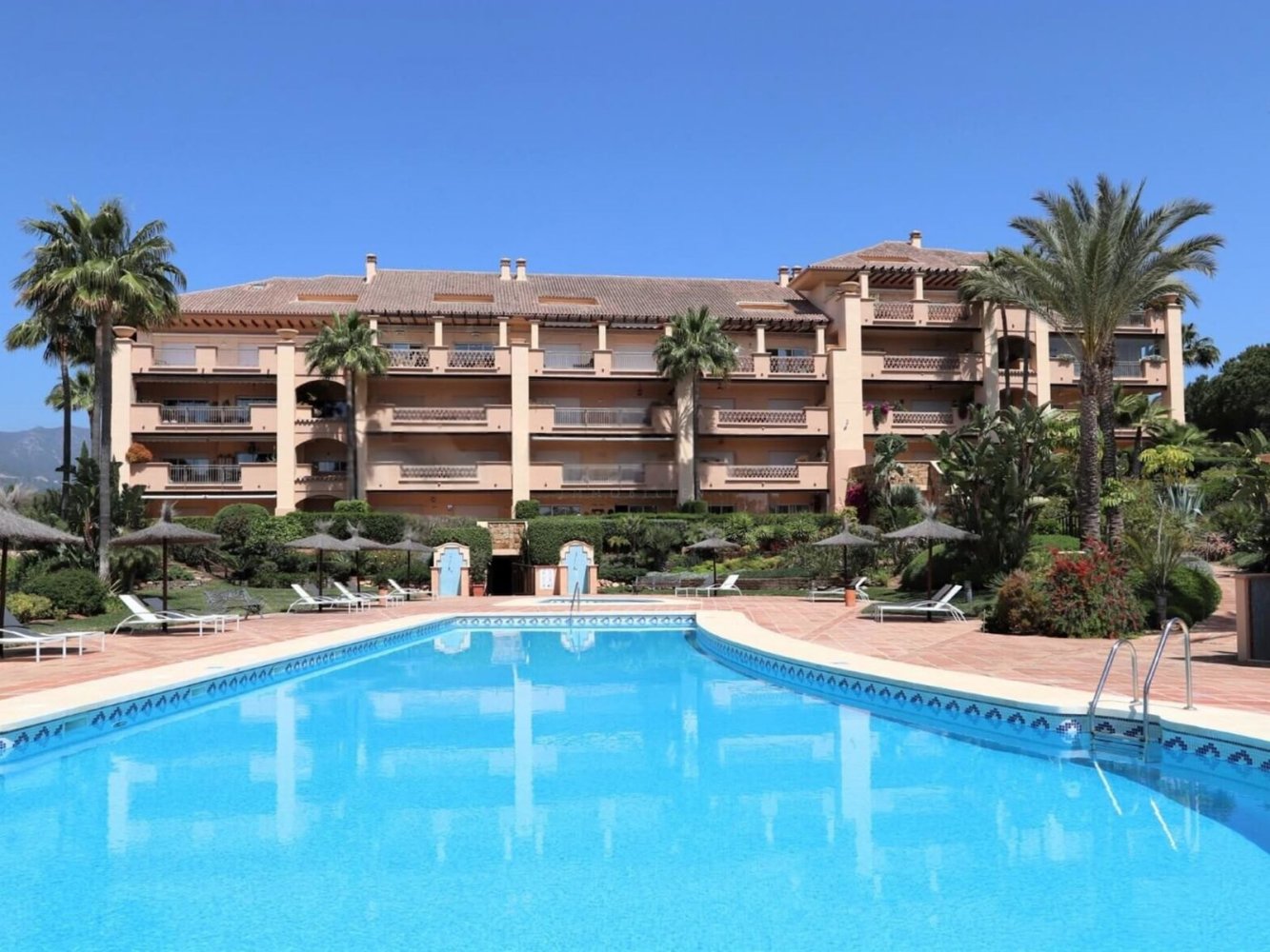 3 غرف نوم بانتهاوس في Marbella, Spain رقم 138330