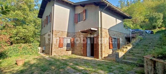 2 bedrooms House in Castiglione dei Pepoli, Italy No. 160825 2