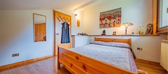 5 rooms Apartment in Campodolcino, Italy No. 284937 37