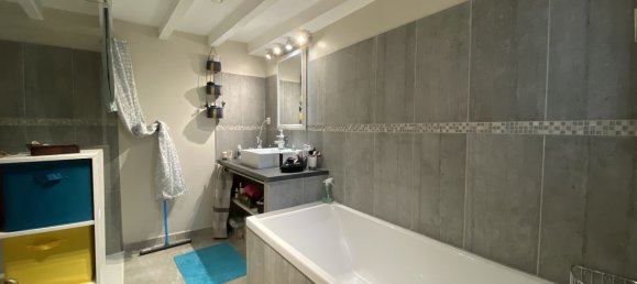 2 Schlafzimmer Haus in Vierzon, France, Nr. 85454 4